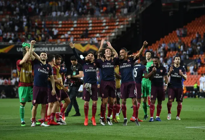 Framed Print : Arsenal's Europa League Triumph: Unforgettable Celebrations in Valencia