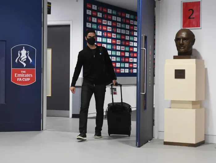 Framed Print : Arsenal's Empty FA Cup Final: Mikel Arteta at Wembley Amid Coronavirus Pandemic (Arsenal v Chelsea, 2020) Framed Print : Arsenal's Empty FA Cup Final: Mikel Arteta at Wembley Amid Coronavirus Pandemic (Arsenal v Chelsea, 2020)