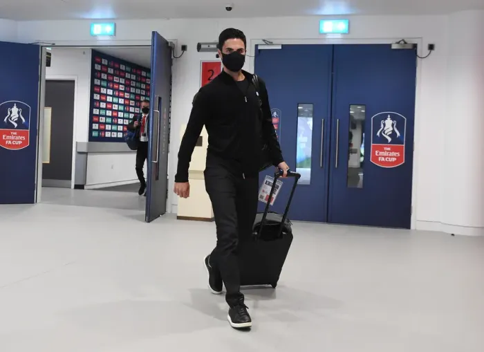 Framed Print : Arsenal's Empty FA Cup Final: Mikel Arteta at Wembley Amid Coronavirus Pandemic (Arsenal vs. Chelsea, 2020)