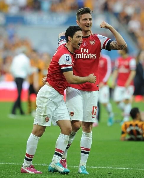 Arsenal's FA Cup Victory: Arteta and Giroud Celebrate at Wembley