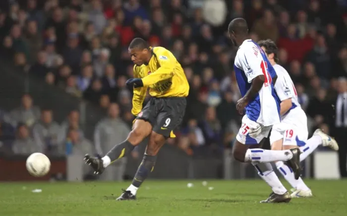 Framed Print : Arsenal's FA Cup Victory at Blackburn Rovers (2006-07)