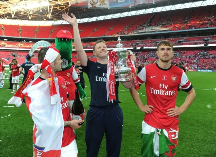 Framed Print : Arsenal's FA Cup Victory: Jack Wilshere and Aaron Ramsey's Emotional Celebration with Colin Lewin