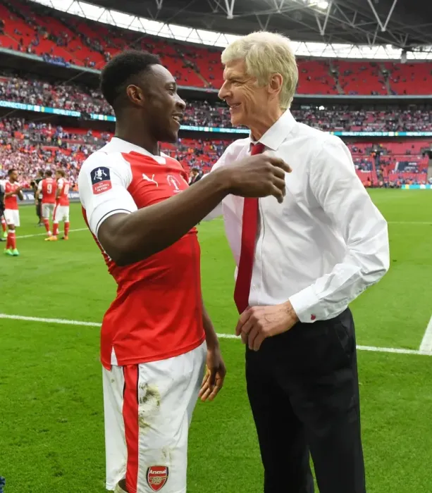 Framed Print : Arsenal's FA Cup Victory: Wenger and Welbeck Celebrate