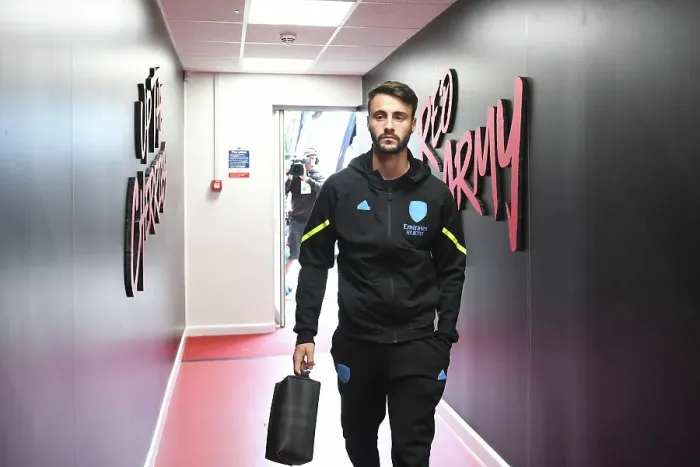 Framed Print : Arsenal's Fabio Vieira Arrives at Vitality Stadium Ahead of AFC Bournemouth Clash (2023-24 Premier League)