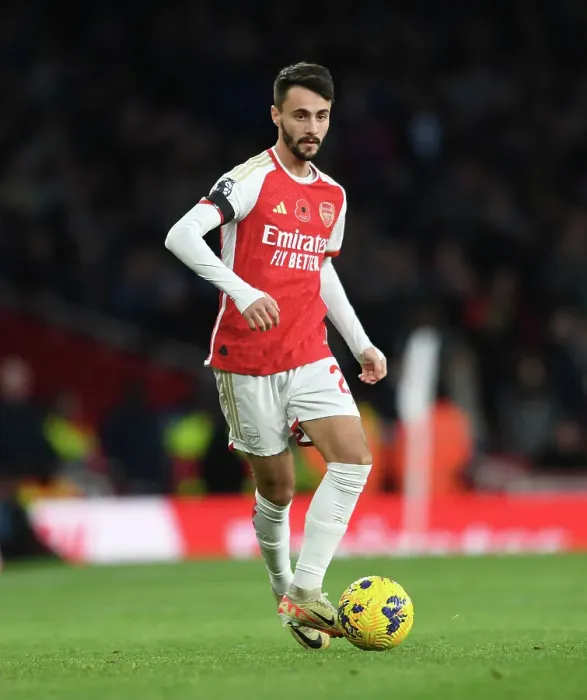 Framed Print : Arsenal's Fabio Vieira Shines in Premier League Clash Against Burnley, November 2023 Framed Print : Arsenal's Fabio Vieira Shines in Premier League Clash Against Burnley, November 2023
