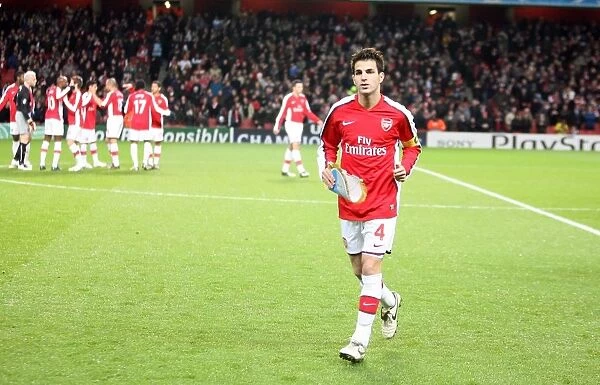 Arsenal's Fabregas Leads the Way: 1-0 Victory Over Dynamo Kyiv in Champions League Group G
