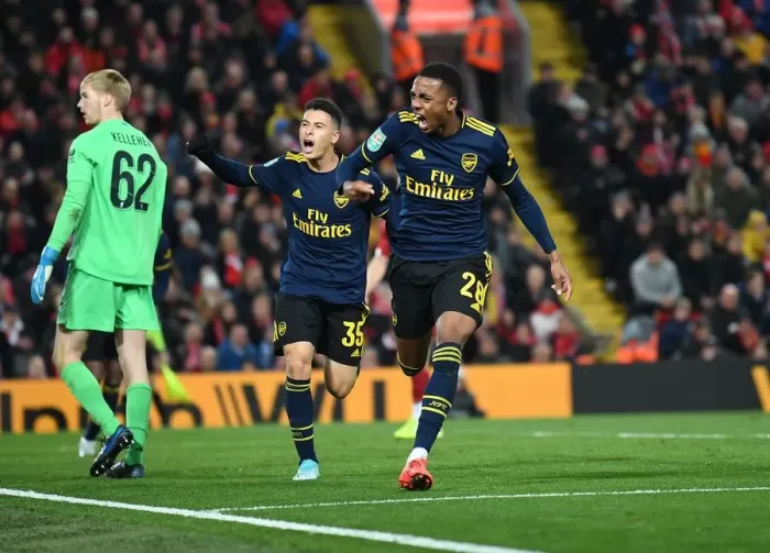 Framed Print : Arsenal's Five-Star Comeback: Joe Willock Scores Brace in Carabao Cup Upset at Anfield