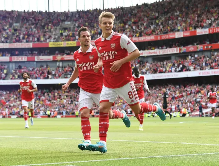 Framed Print : Arsenal's Five-Star Victory: Martin Odegaard Scores in Arsenal v Everton (2021-22)
