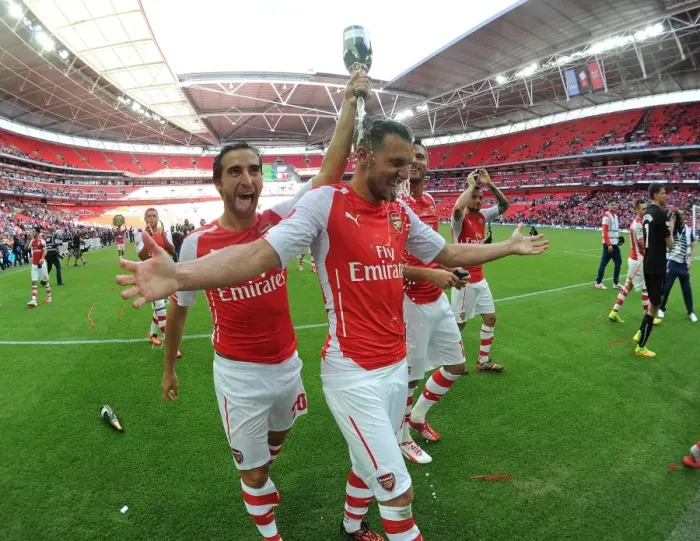 Framed Print : Arsenal's Flamini and Ramsey: Celebrating FA Community Shield Victory