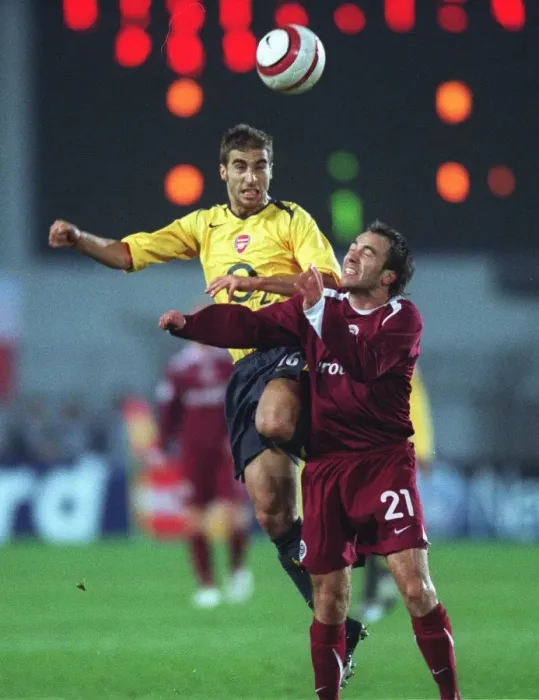 Framed Print : Arsenal's Flamini Scores Twice in 0:2 Victory over Sparta Prague in Champions League Group B