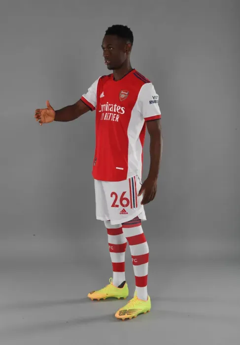 Framed Print : Arsenal's Flo Balogun Begins 2021-22 Season Training at London Colney