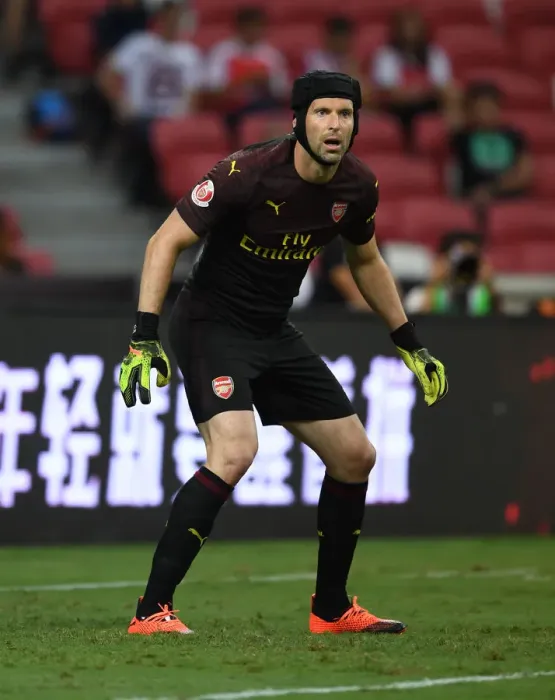 Framed Print : Arsenal's Focused Cech: Guarding the Goal Against Atletico Madrid in the International Champions Cup (2018, Singapore) Framed Print : Arsenal's Focused Cech: Guarding the Goal Against Atletico Madrid in the International Champions Cup (2018, Singapore)