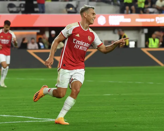 Framed Print : Arsenal's Four-Goal Blitz: 4-0 Victory Over FC Barcelona (2023-24 Pre-Season Friendly) Framed Print : Arsenal's Four-Goal Blitz: 4-0 Victory Over FC Barcelona (2023-24 Pre-Season Friendly)