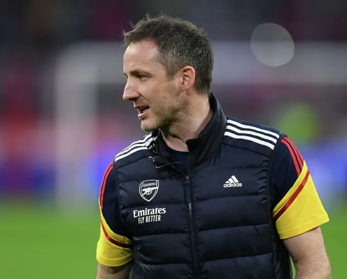 Framed Print : Arsenal's Fran Silver Focuses on Pre-Match Training Ahead of Bayern Munich Showdown in 2023 UEFA Women's Champions League Quarter-Final