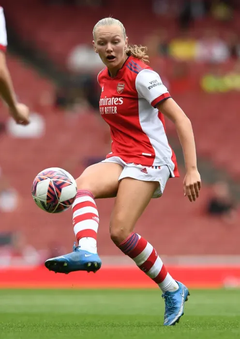 Framed Print : Arsenal's Frida Maanum in Action: Arsenal Women vs. Chelsea Women, Mind Series 2021-22