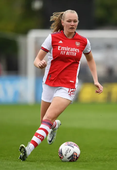 Framed Print : Arsenal's Frida Maanum in Action: Arsenal Women vs. Aston Villa Women, FA WSL, May 2022 Framed Print : Arsenal's Frida Maanum in Action: Arsenal Women vs. Aston Villa Women, FA WSL, May 2022