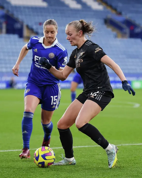 Framed Print : Arsenal's Frida Maanum in Action against Leicester City in Women's Super League Clash Framed Print : Arsenal's Frida Maanum in Action against Leicester City in Women's Super League Clash