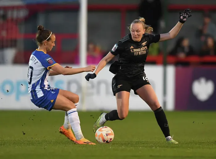 Framed Print : Arsenal's Frida Maanum Faces Off Against Brighton's Julia Zigiotti in FA Women's Super League Clash