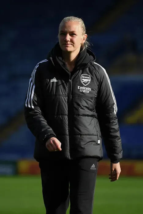 Framed Print : Arsenal's Frida Maanum Prepares for Leicester City Showdown in Barclays Women's Super League