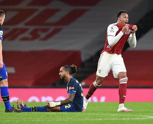 Arsenal's Gabriel Dismissed: Arsenal v Southampton, Premier League 2020-21
