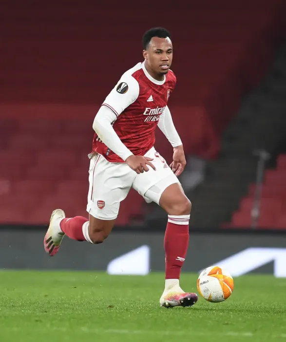 Framed Print : Arsenal's Gabriel in Europa League Action: Arsenal v Olympiacos, Emirates Stadium (Behind Closed Doors)