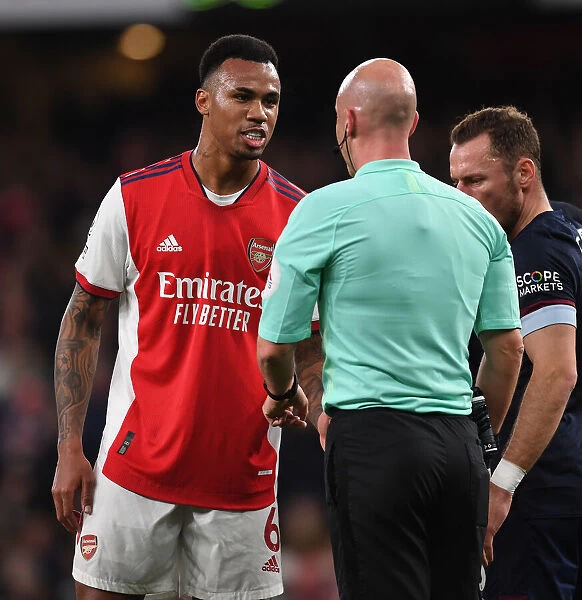 Arsenal's Gabriel Faces Off with Referee in Heated Premier League Clash vs. West Ham