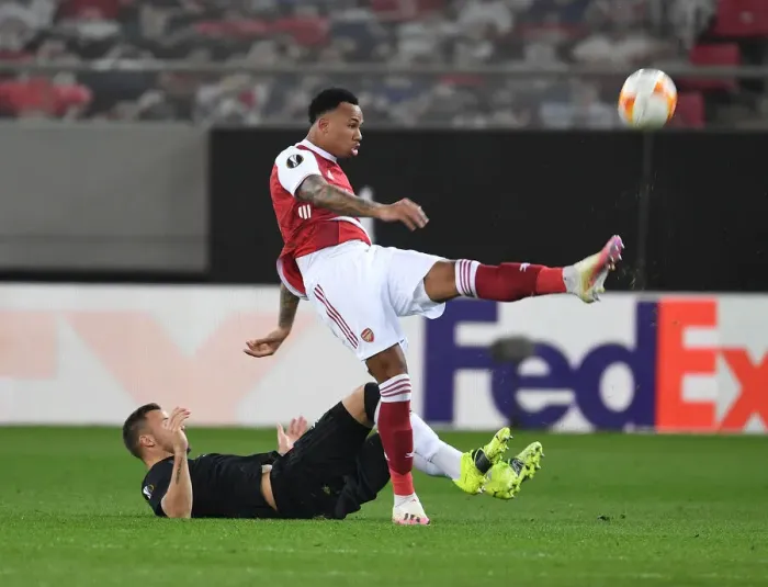 Framed Print : Arsenal's Gabriel Faces Off Against SL Benfica in Europa League Clash, Piraeus 2021 Framed Print : Arsenal's Gabriel Faces Off Against SL Benfica in Europa League Clash, Piraeus 2021