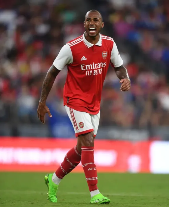Framed Print : Arsenal's Gabriel Goes Head-to-Head with Everton in Pre-Season Clash