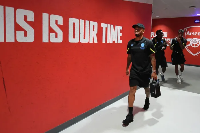 Framed Print : Arsenal's Gabriel Jesus Arrives at Emirates Stadium Ahead of Arsenal v Manchester United (2023-24)
