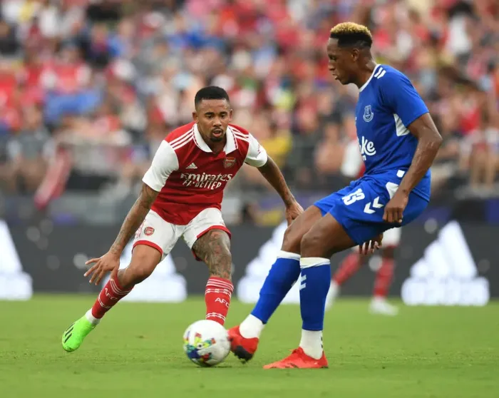 Framed Print : Arsenal's Gabriel Jesus Closes In on Everton's Yerry Mina during Pre-Season Clash in Baltimore Framed Print : Arsenal's Gabriel Jesus Closes In on Everton's Yerry Mina during Pre-Season Clash in Baltimore