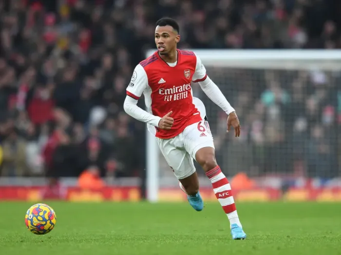 Framed Print : Arsenal's Gabriel Magalhaes in Action against Burnley in the Premier League Framed Print : Arsenal's Gabriel Magalhaes in Action against Burnley in the Premier League