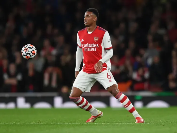 Framed Print : Arsenal's Gabriel Magalhaes in Action against Crystal Palace (2021-22 Premier League) Framed Print : Arsenal's Gabriel Magalhaes in Action against Crystal Palace (2021-22 Premier League)