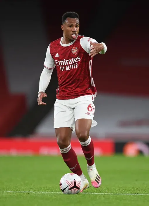 Framed Print : Arsenal's Gabriel Magalhaes in Action at Emirates Stadium (2020-21) - Arsenal vs Leicester City: Behind Closed Doors
