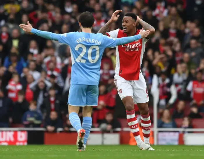 Framed Print : Arsenal's Gabriel Magalhaes Faces Manchester City in Premier League Clash (2021-22) Framed Print : Arsenal's Gabriel Magalhaes Faces Manchester City in Premier League Clash (2021-22)