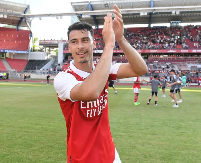 Framed Print : Arsenal's Gabriel Martinelli Celebrates Pre-Season Victory with Fans at FC Nurnberg Framed Print : Arsenal's Gabriel Martinelli Celebrates Pre-Season Victory with Fans at FC Nurnberg