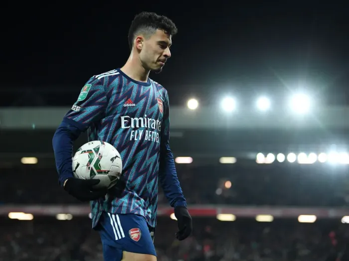 Framed Print : Arsenal's Gabriel Martinelli Faces Off Against Liverpool in Carabao Cup Semi-Final