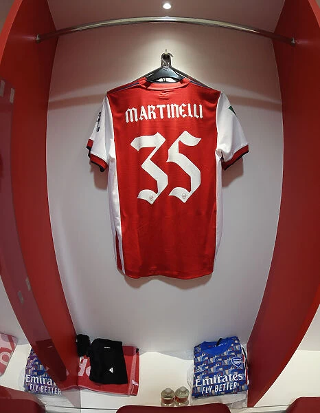 Arsenal's Gabriel Martinelli: Pre-Match Routine in Carabao Cup Semi-Final Against Liverpool