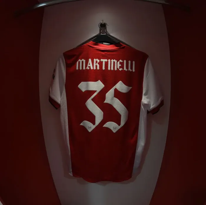 Framed Print : Arsenal's Gabriel Martinelli Readies for Carabao Cup Showdown Against Leeds United