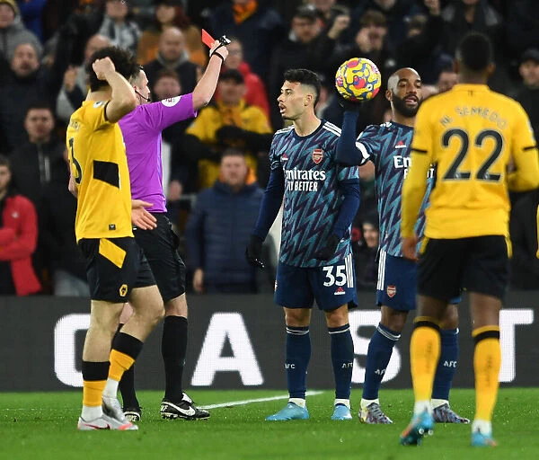 Arsenal's Gabriel Martinelli Receives Red Card in Wolverhampton Wanderers vs Arsenal Premier League Clash