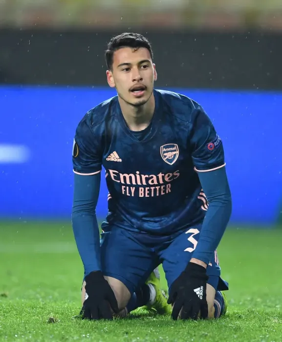 Framed Print : Arsenal's Gabriel Martinelli in UEFA Europa League Quarterfinal Match against Slavia Praha in Prague (Behind Closed Doors)