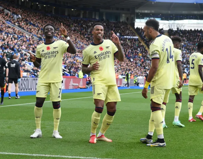 Framed Print : Arsenal's Gabriel, Saka, and Aubameyang: Celebrating Their First Goal Together Against Leicester City (2021-22)