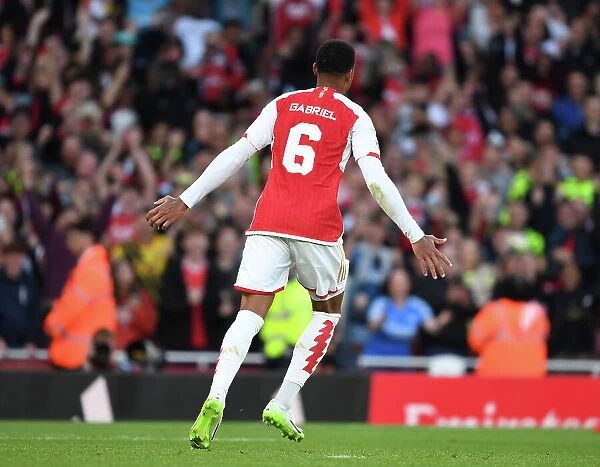 Arsenal's Gabriel Scores Penalty in Emirates Cup Clash Against AS Monaco, 2023-24