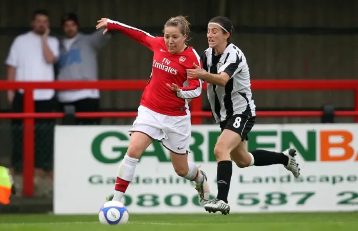 Framed Print : Arsenal's Gemma Davison Scores Seventh Goal in 9-0 UEFA Women's Champions League Victory over PAOK
