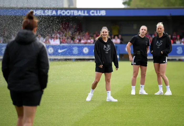 Framed Print : Arsenal's Gio Queiroz Scouts Chelsea's Kingsmeadow Pitch Ahead of FA Women's Super League Clash