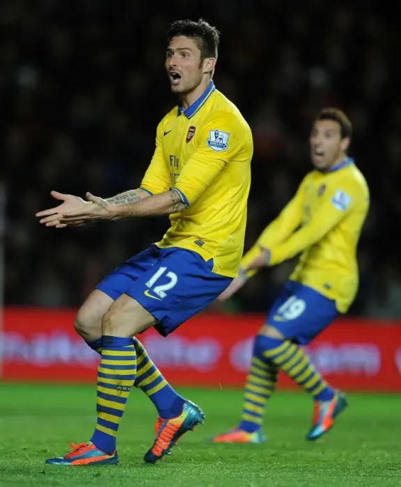 Framed Print : Arsenal's Giroud and Cazorla in Action against Southampton (2013-14)