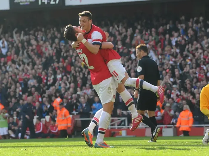 Framed Print : Arsenal's Giroud and Ozil: Celebrating Goals in FA Cup Victory over Everton (2014)