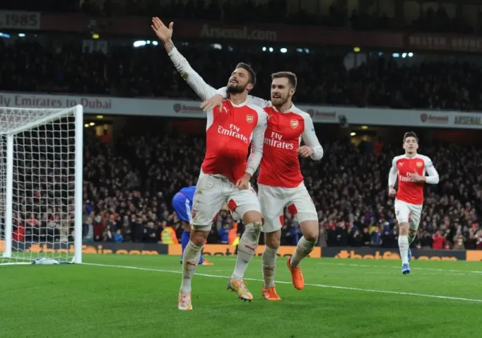 Framed Print : Arsenal's Giroud and Ramsey Celebrate Goals Against Sunderland (2015-16) Framed Print : Arsenal's Giroud and Ramsey Celebrate Goals Against Sunderland (2015-16)