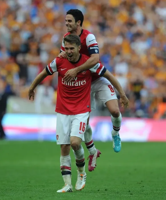 Framed Print : Arsenal's Glory: FA Cup Victory over Hull City (2014)