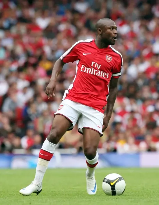 Framed Print : Arsenal's Glory: William Gallas Scores the Winning Goal Against Real Madrid, Emirates Cup 2008