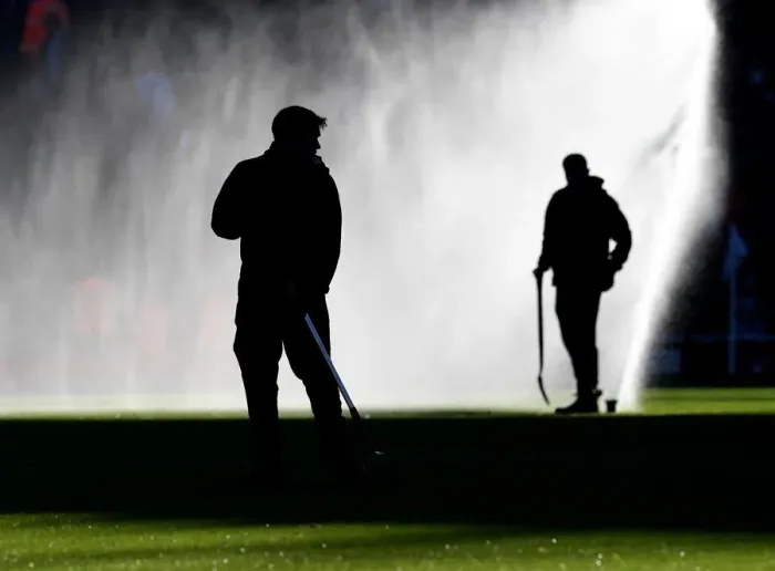 Framed Print : Arsenal's Groundsman Triumph: Arsenal 2-0 Southampton at Emirates Stadium, Premier League 2018-19